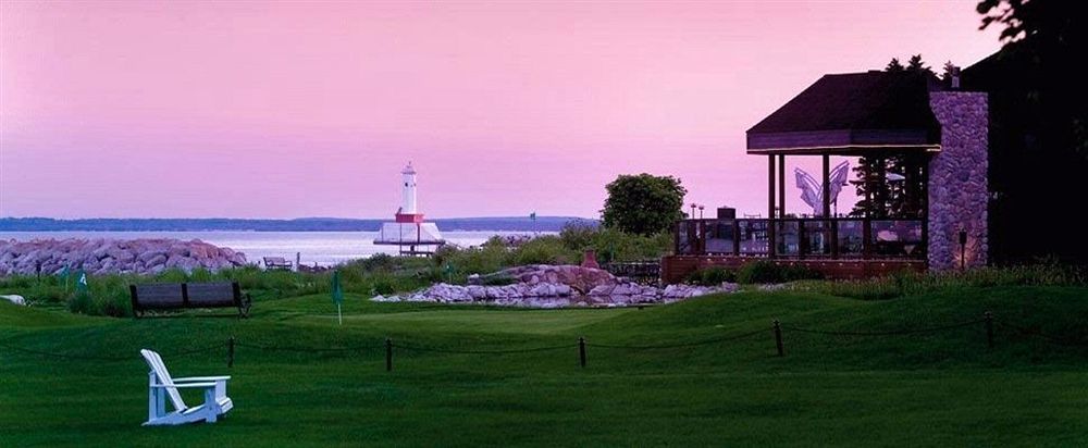 Mission Point Resort マキノー島 エクステリア 写真